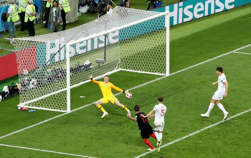 Tuyen Anh that bai: Cai gia cho su ao tuong anh 3