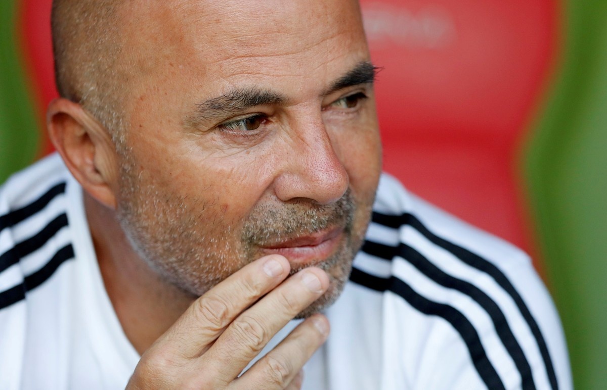 Tuyen Argentina hon loan: HLV Sampaoli khang lenh Lien doan anh 1