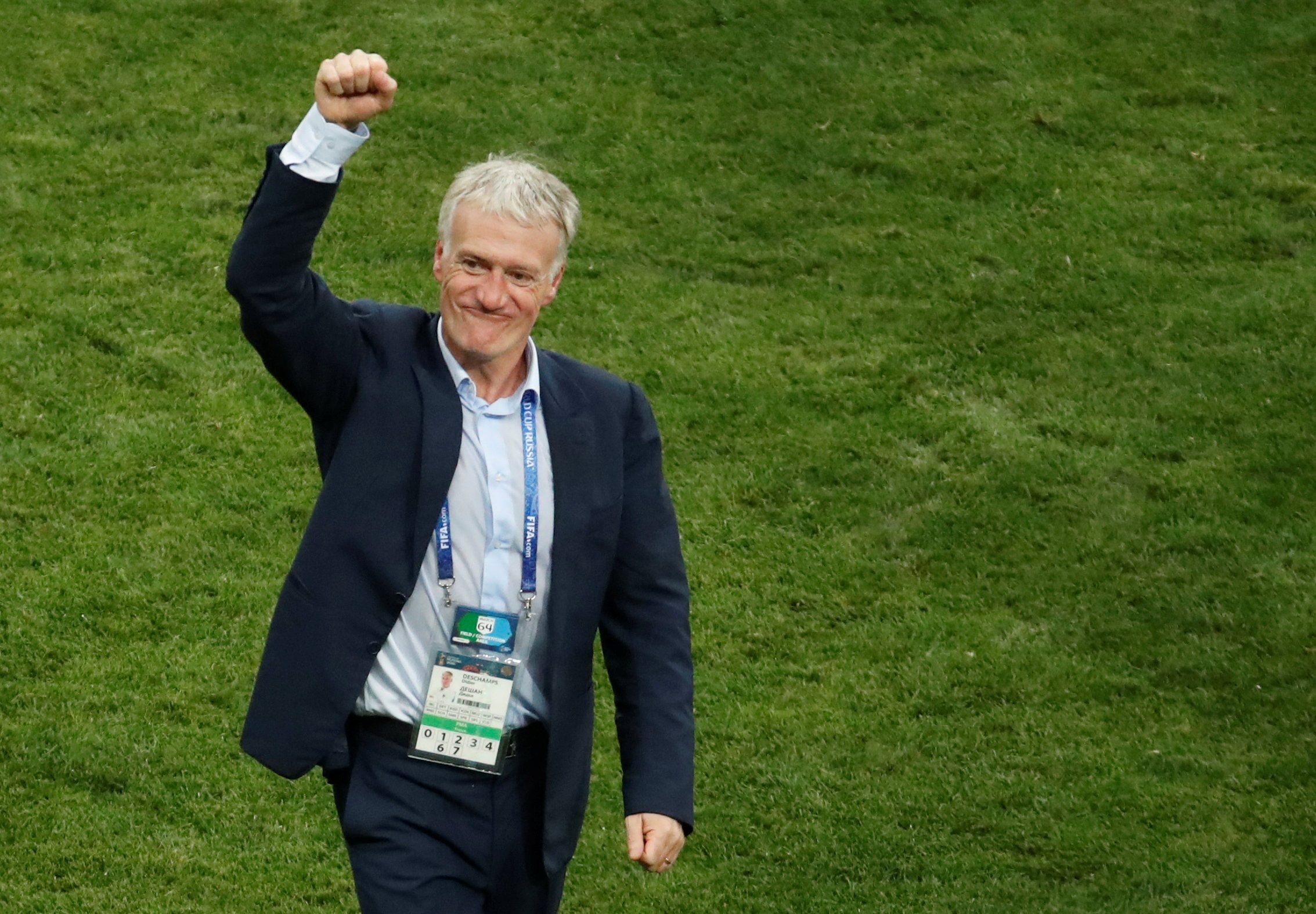 Tuyen Phap vo dich: Tan vuong 'xau xi' anh 2