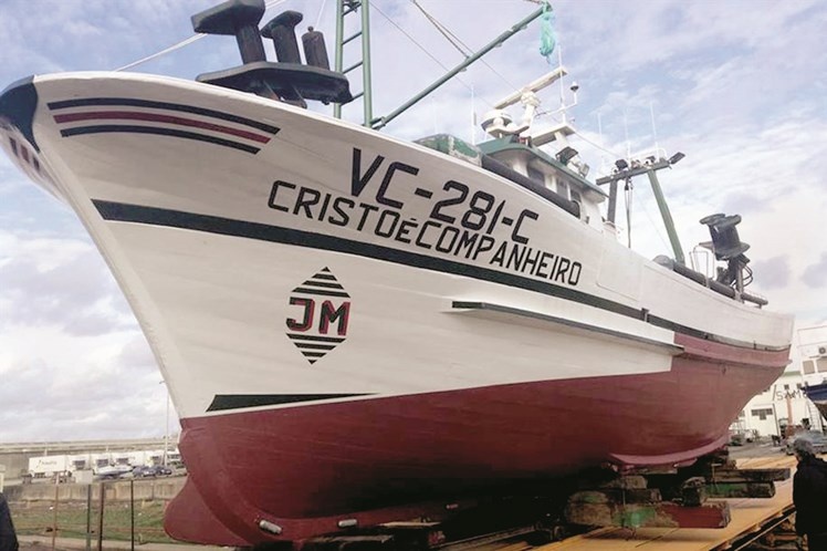 Ngư dân thoát chết nhờ tàu đánh cá của sao Real Madrid ảnh 1 Ngu dan thoat chet nho tau danh ca cua sao Real Madrid anh 1