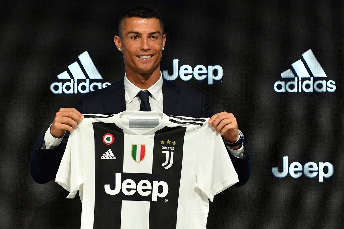 Ong Hai 'lo' noi gi ve viec Ronaldo sang Juventus hinh anh