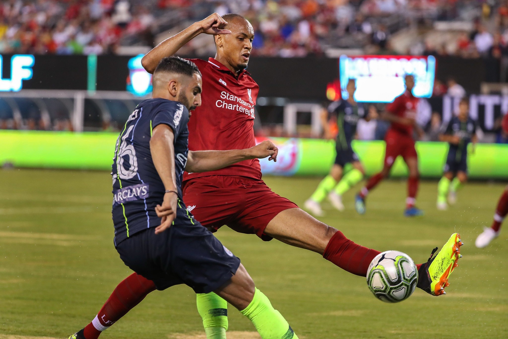 Cản Man City, giờ chỉ có chiếc xe đua Liverpool ảnh 4 Can Man City, gio chi co chiec xe dua Liverpool anh 4