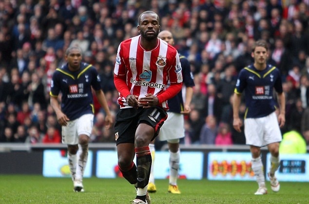 Cong Phuong dung lo,  Sergio Aguero cung tung lo 2 qua 11 m anh 9