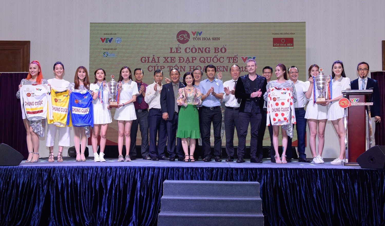 Giải đua xe đạp VTV Cup 2018 treo thưởng đậm cho cua-rơ giành áo vàng ảnh 1 Giai dua xe dap VTV Cup 2018 treo thuong dam cho cua-ro gianh ao vang anh 1