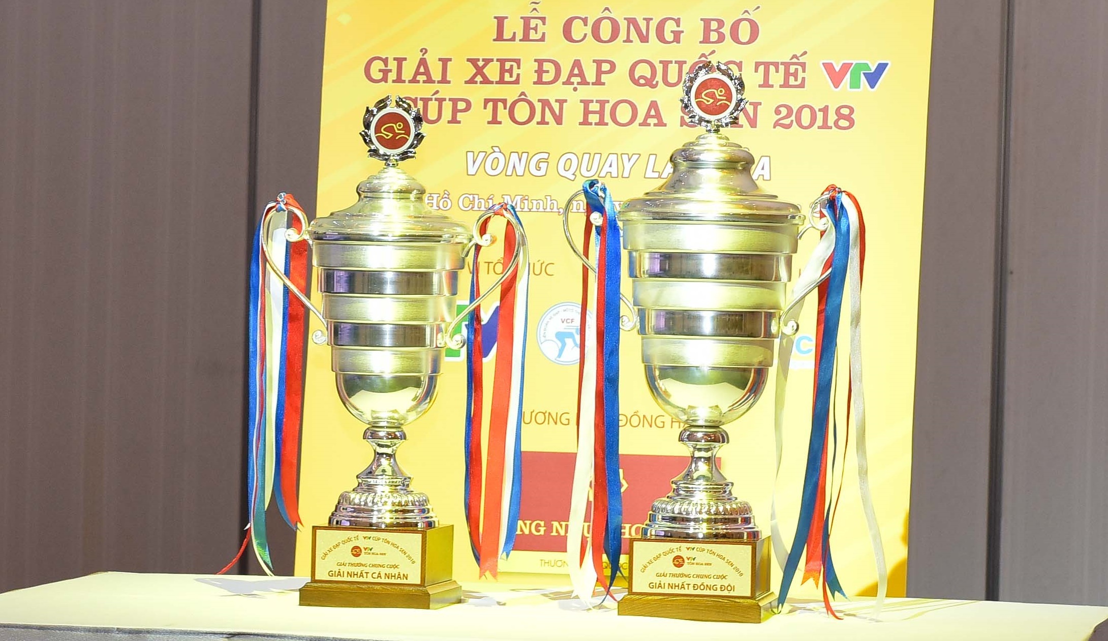 Giai dua xe dap VTV Cup 2018 tang thuong cho cua-ro gianh ao vang hinh anh