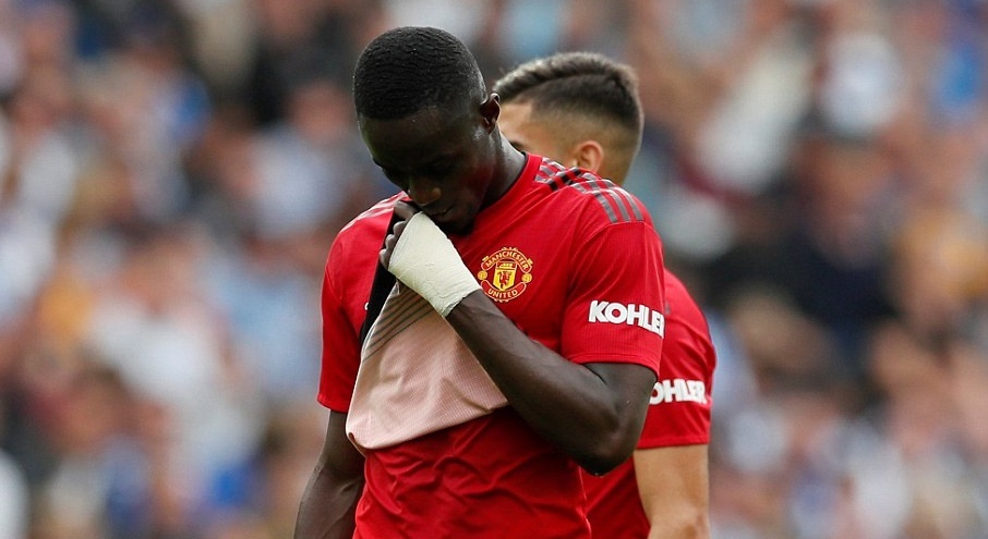 MU chi con la doi bong lon tren ban giay? hinh anh