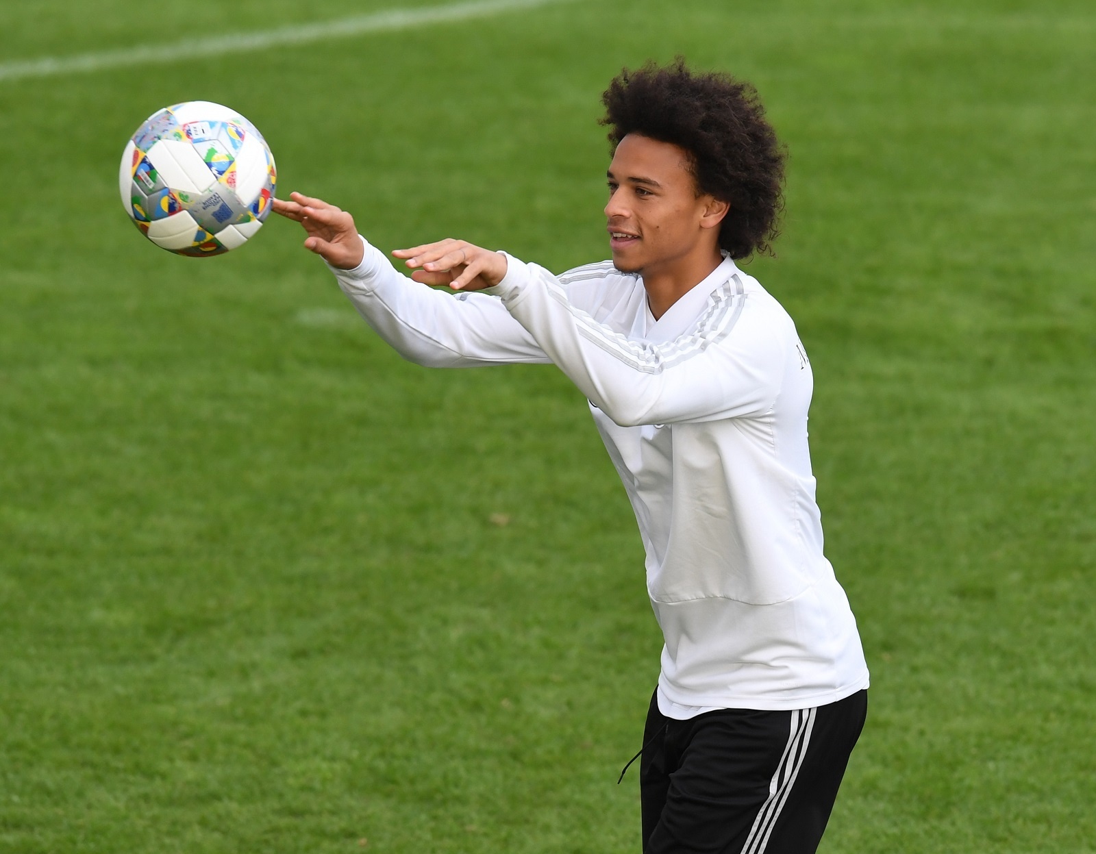 Leroy Sane ảnh 2 Leroy Sane anh 2