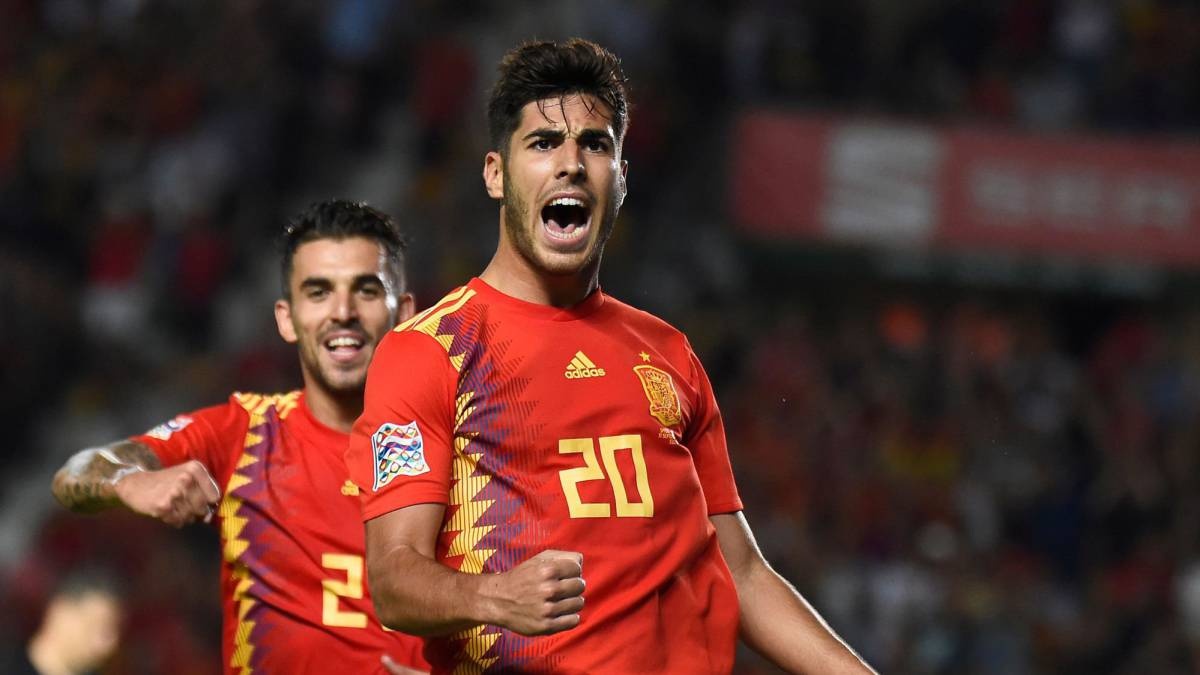 Marco Asensio va su hoi tiec cua Barca hinh anh