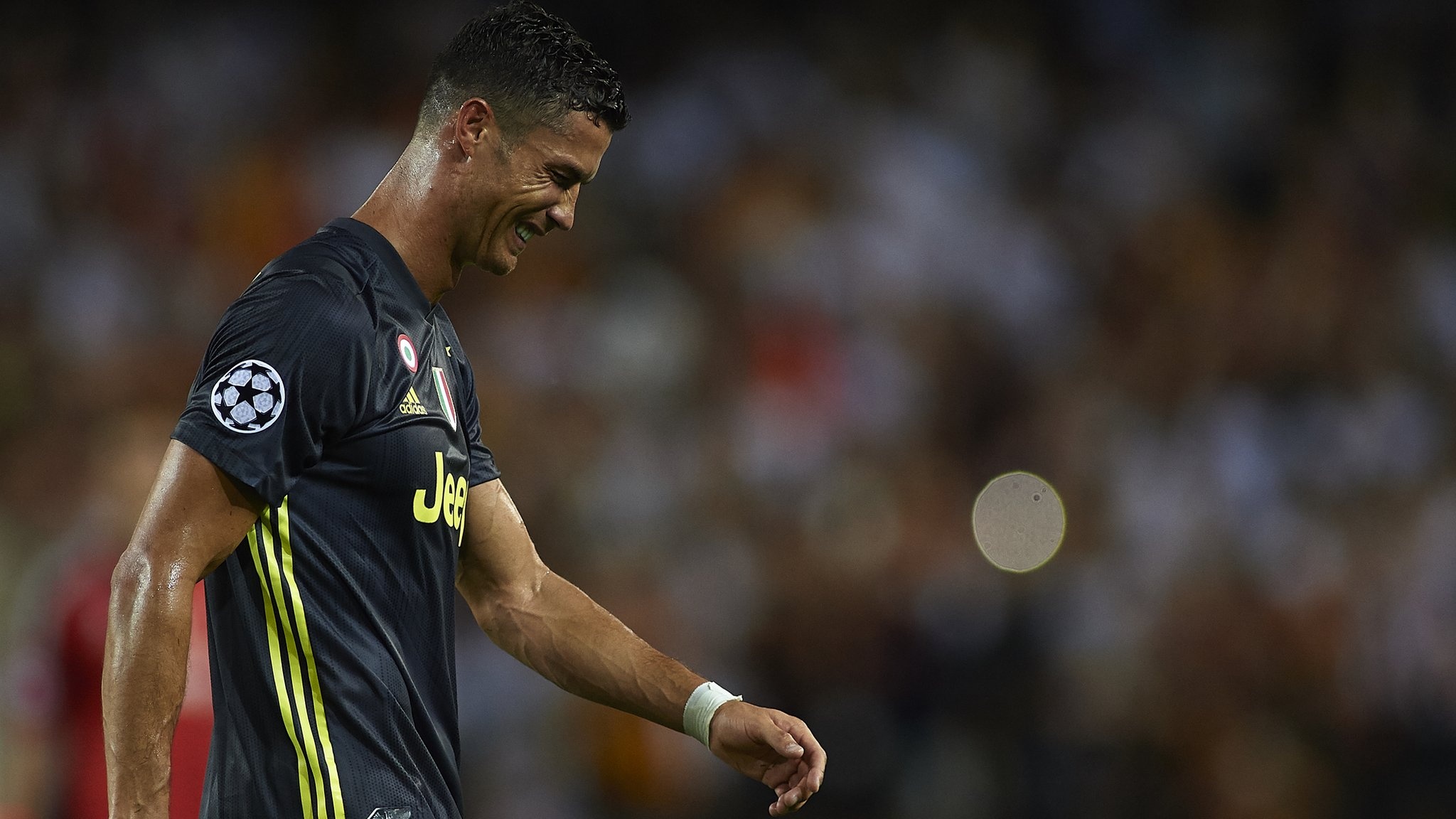 Ronaldo ảnh 4 Ronaldo anh 4