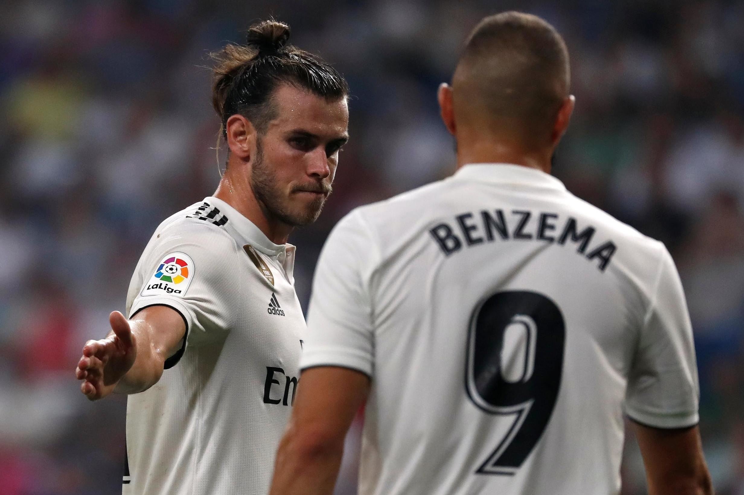 Hang cong tan nat, Real Madrid mang 'guom cun' dau Barca hinh anh