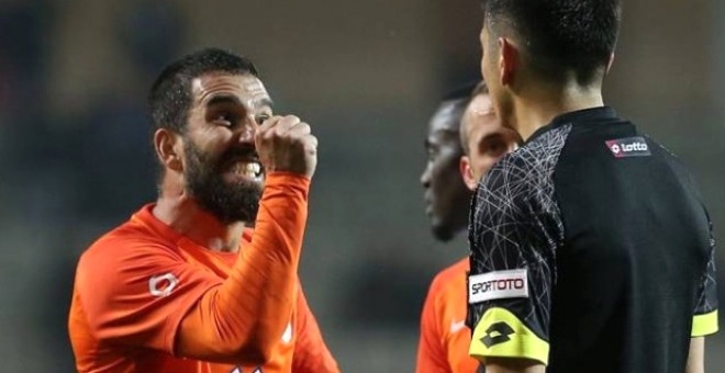 'Tha thinh' vo ca si khong thanh, cuu sao Barca gio thoi con do hinh anh