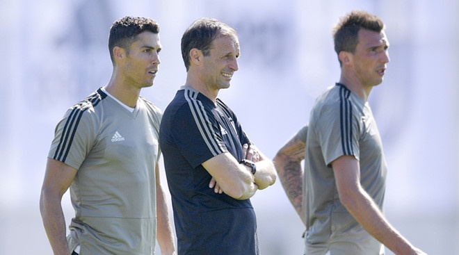 Ronaldo ảnh 2 Ronaldo anh 2