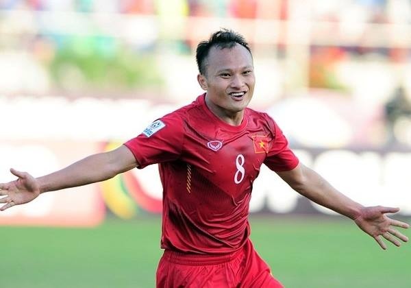 Hoc tro thay Park chia tay tuyen Viet Nam de da tran 'chung ket' hinh anh