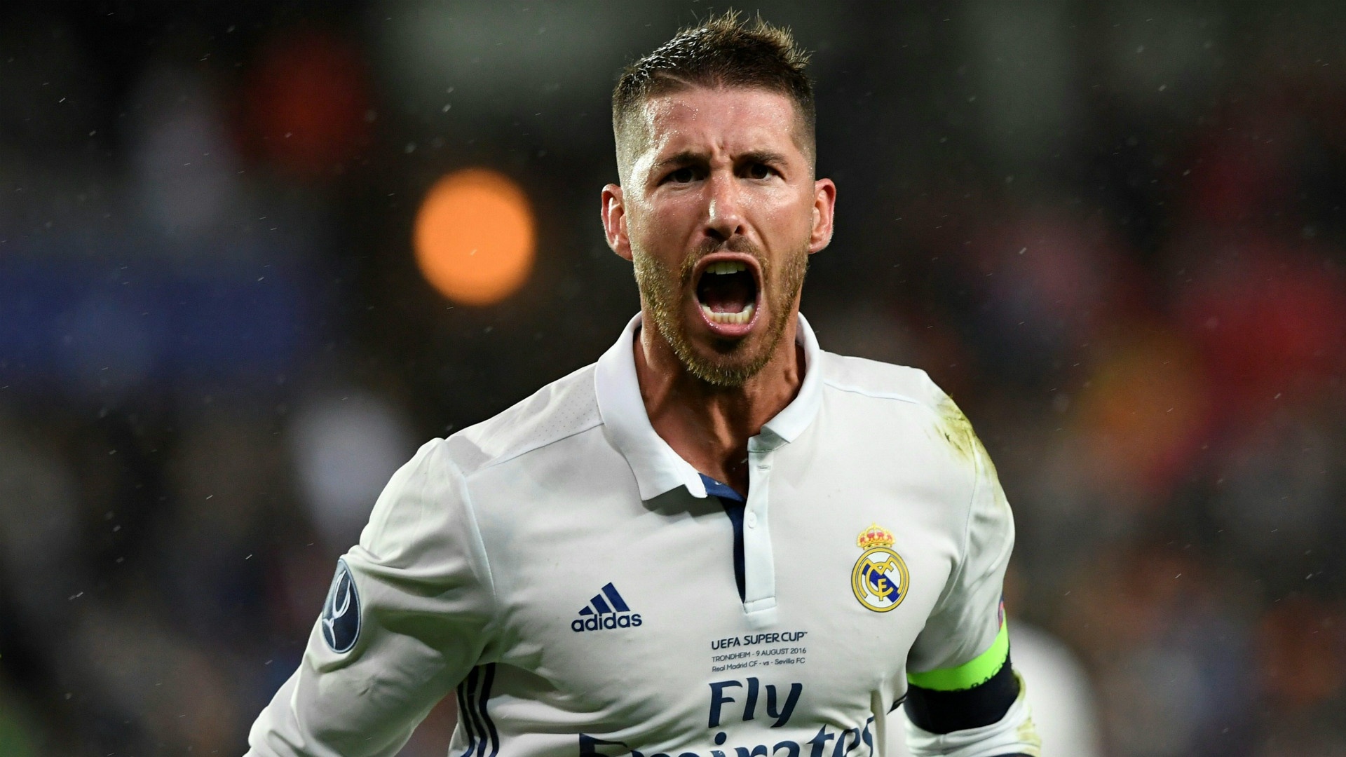 Sergio Ramos noi con thinh no, dan mat dong doi tre hinh anh