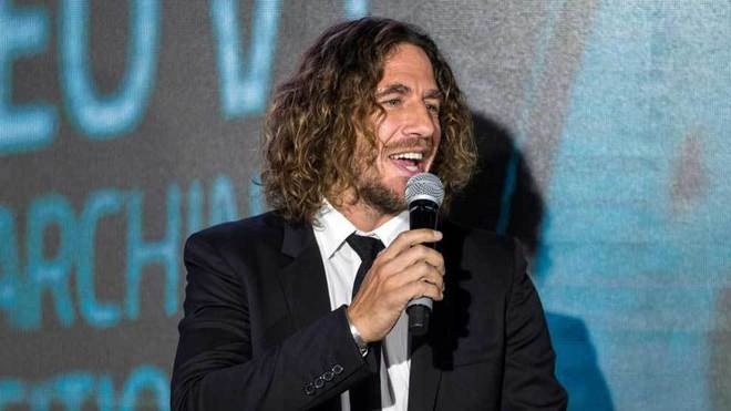 Puyol tin Real dang tra gia vi phu thuoc qua nhieu vao Ronaldo hinh anh