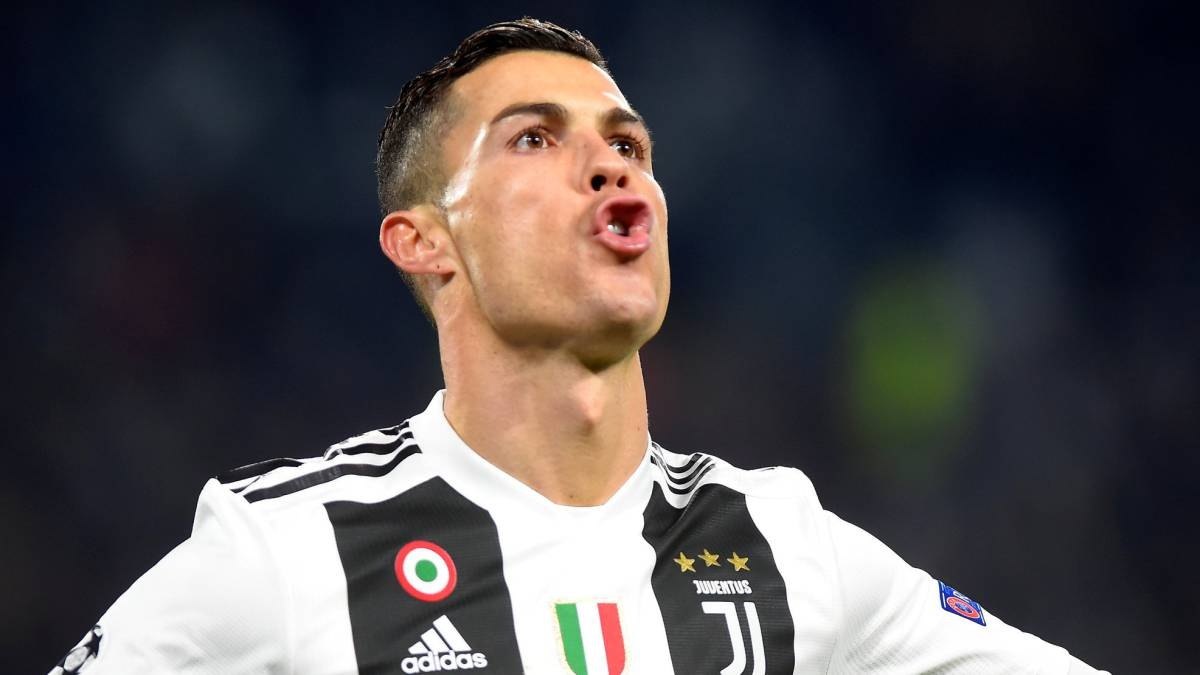 Bao Italy: Ronaldo khong toi le trao giai Qua bong vang hinh anh