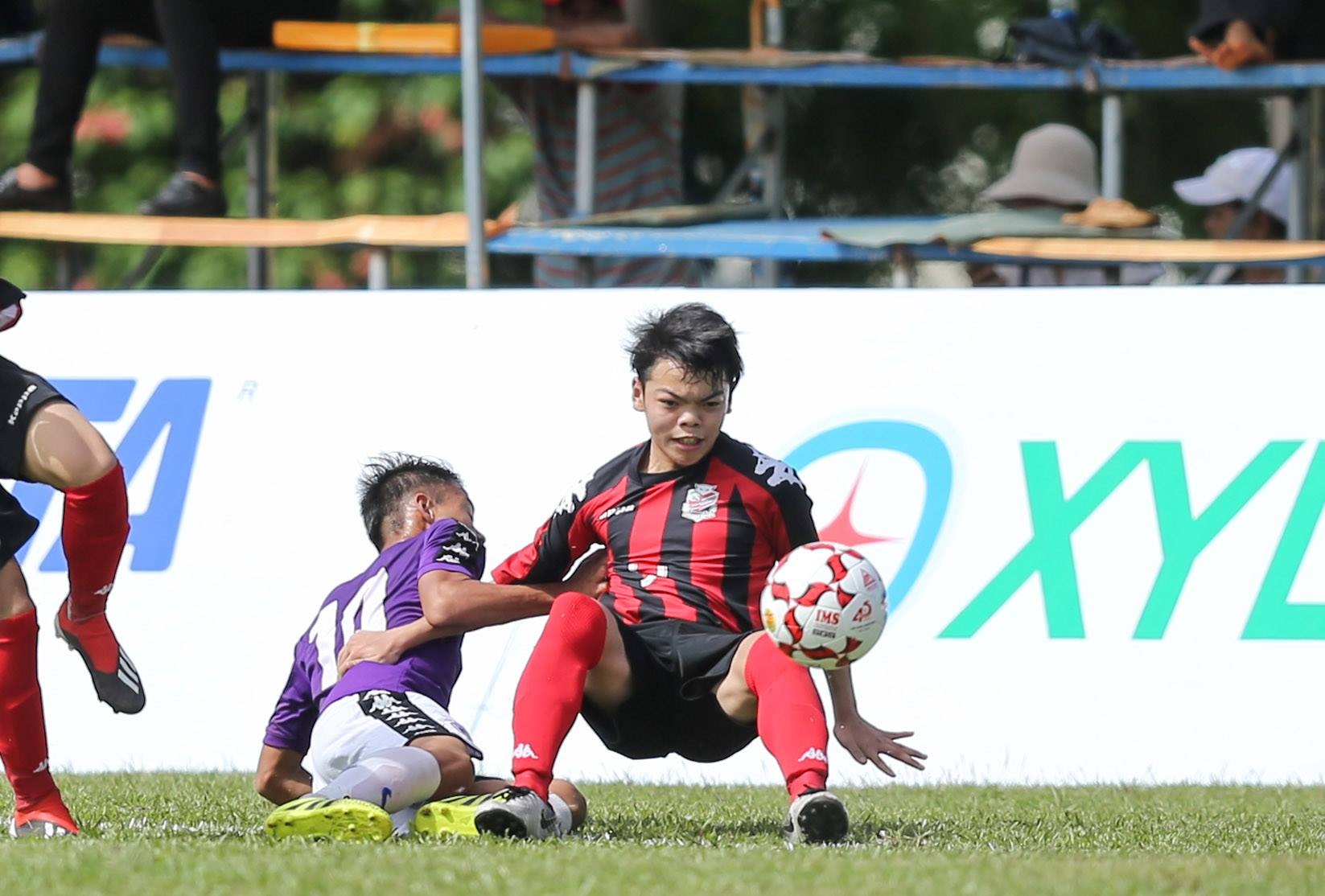 Dai su Nhat Ban tin tuyen Viet Nam se vo dich AFF Cup 2018 hinh anh