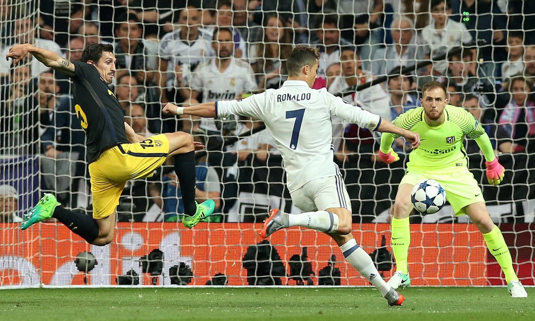 Ronaldo ảnh 3 Ronaldo anh 3