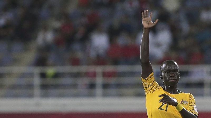 Tien dao Australia nhan hung tin sau tran thua UAE tai Asian Cup hinh anh