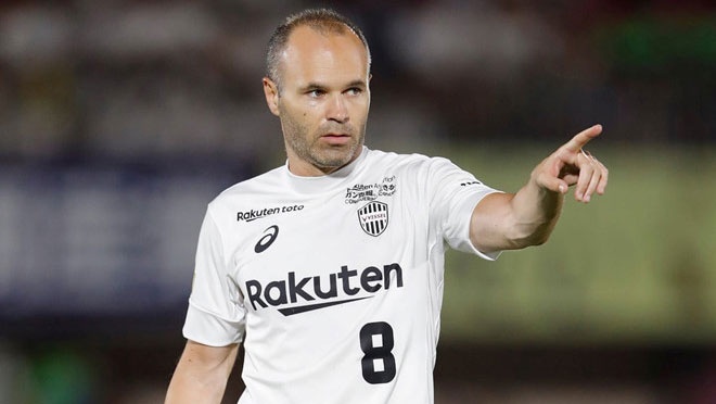 Tung hoanh o La Liga, Iniesta van gap kho khi den Nhat Ban hinh anh