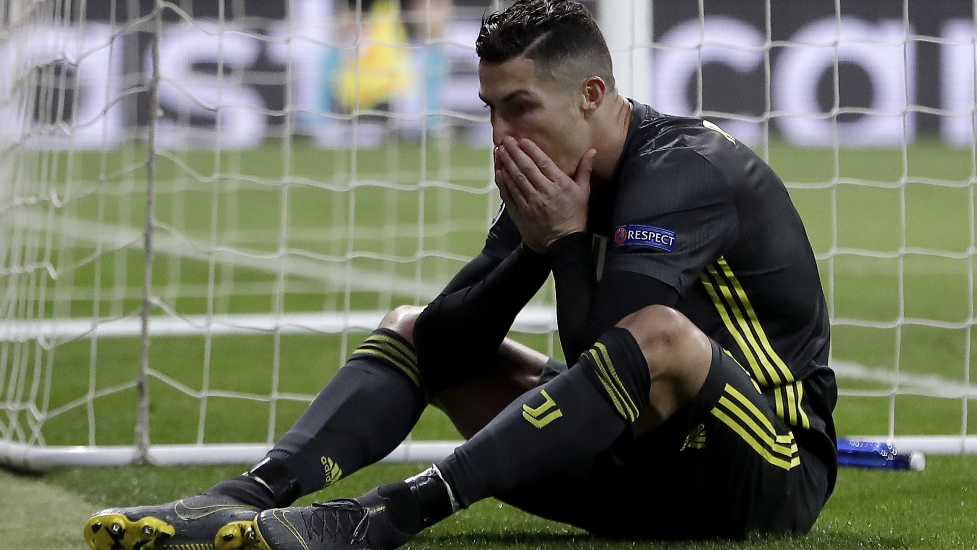 Ronaldo thua tran: Loi ngao man bat thanh o Madrid hinh anh