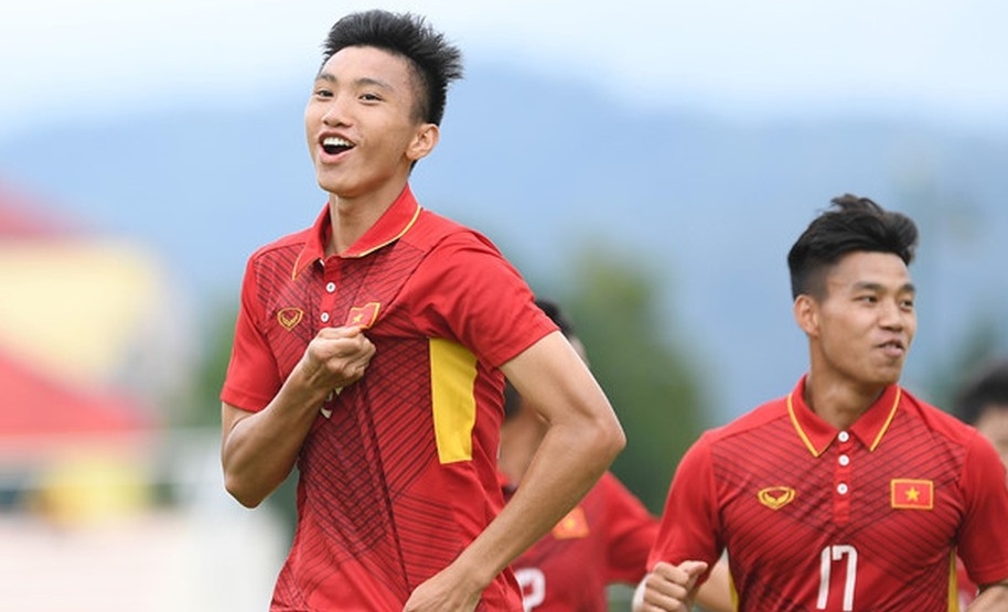 Tuyen trach vien doi bong Duc sang Viet Nam tim kiem cau thu hinh anh