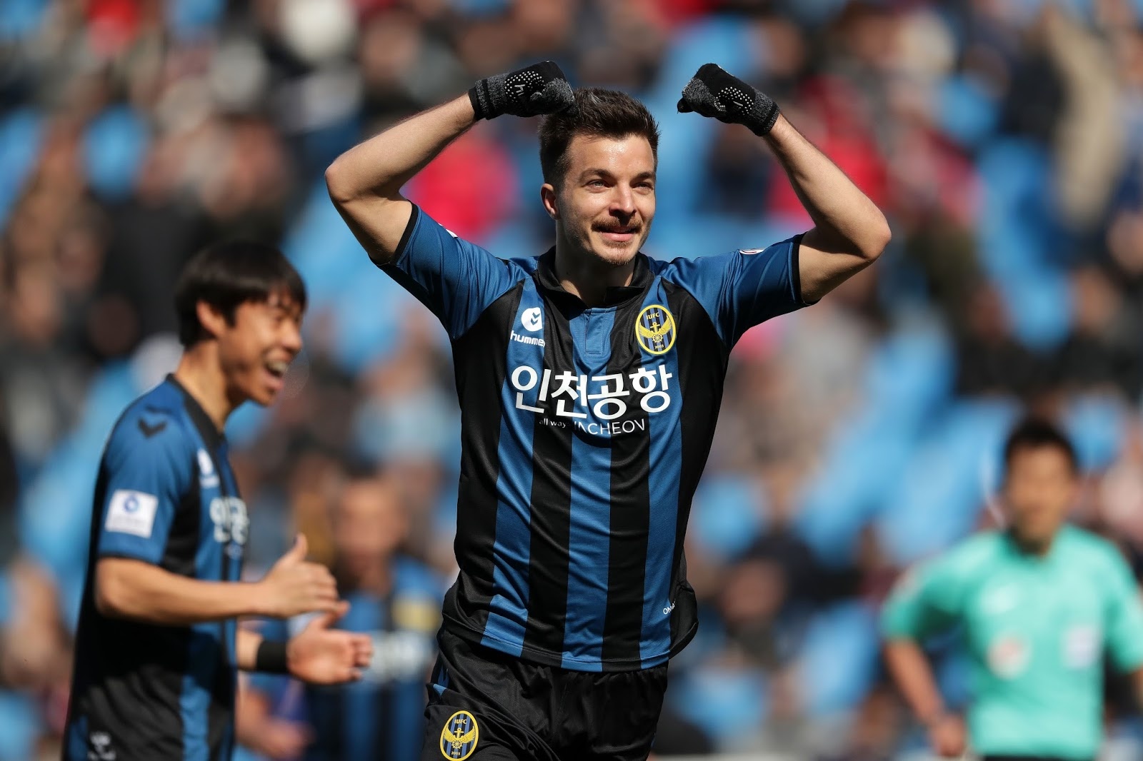 Incheon United gianh chien thang 2-1 truoc Gyeongnam hinh anh
