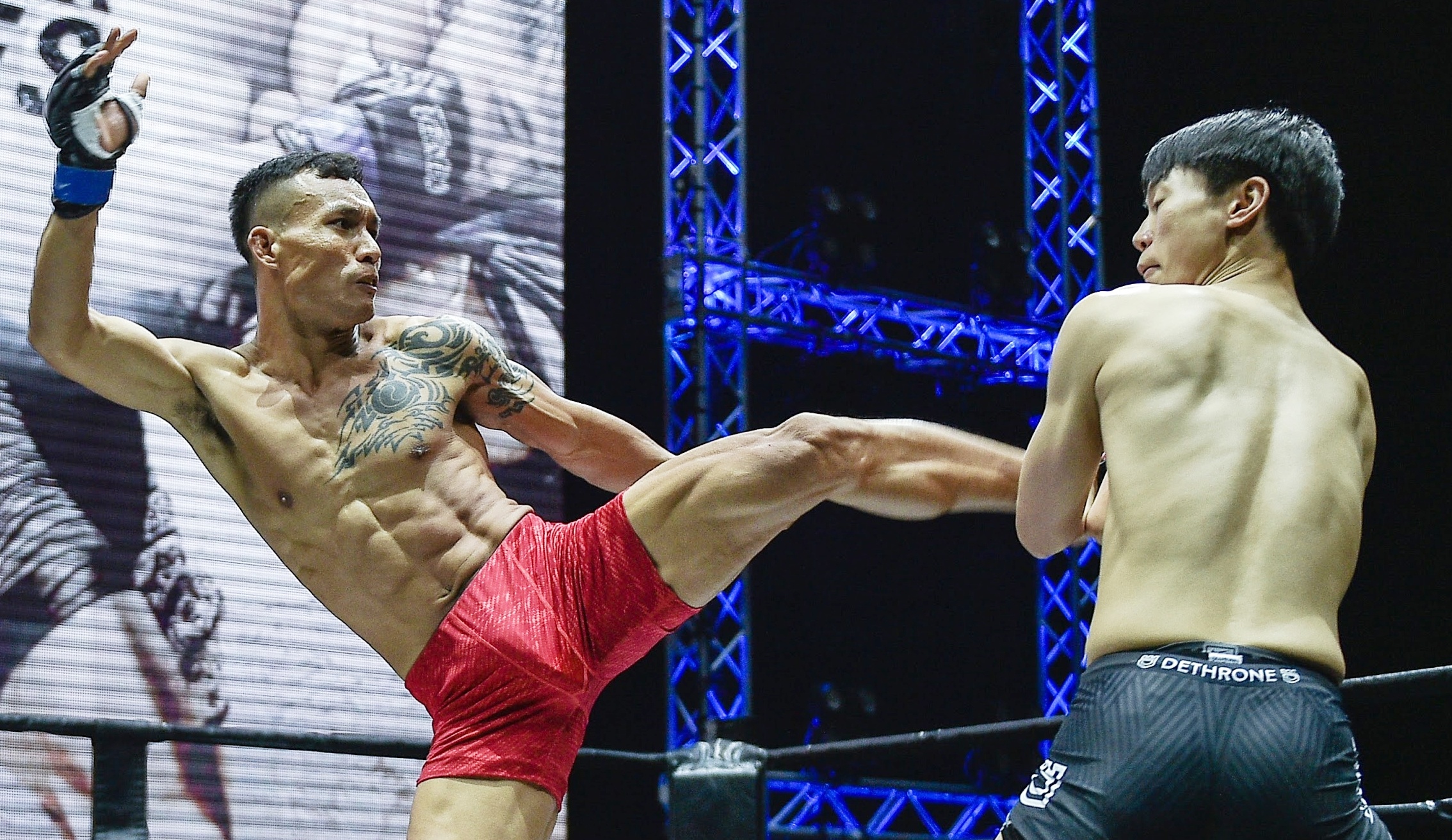 Vo si MMA Viet Nam: 'Toi hoi tiec vi doi thu Han Quoc thua som' hinh anh