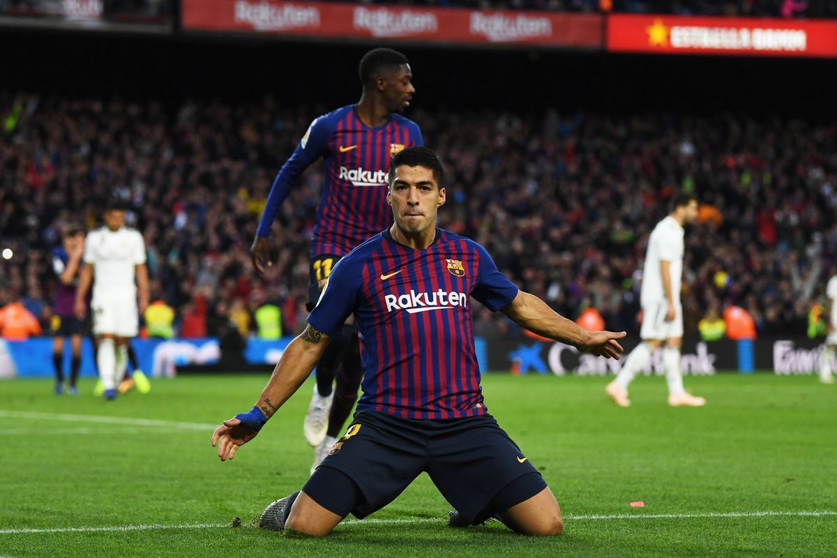 Barca lieu co tiep tuc de bep Real cuoi tuan nay? hinh anh