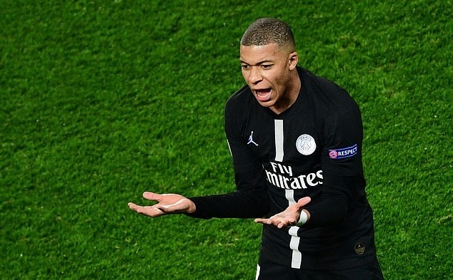 Mbappe chua the nuot troi that bai cay dang truoc MU hinh anh