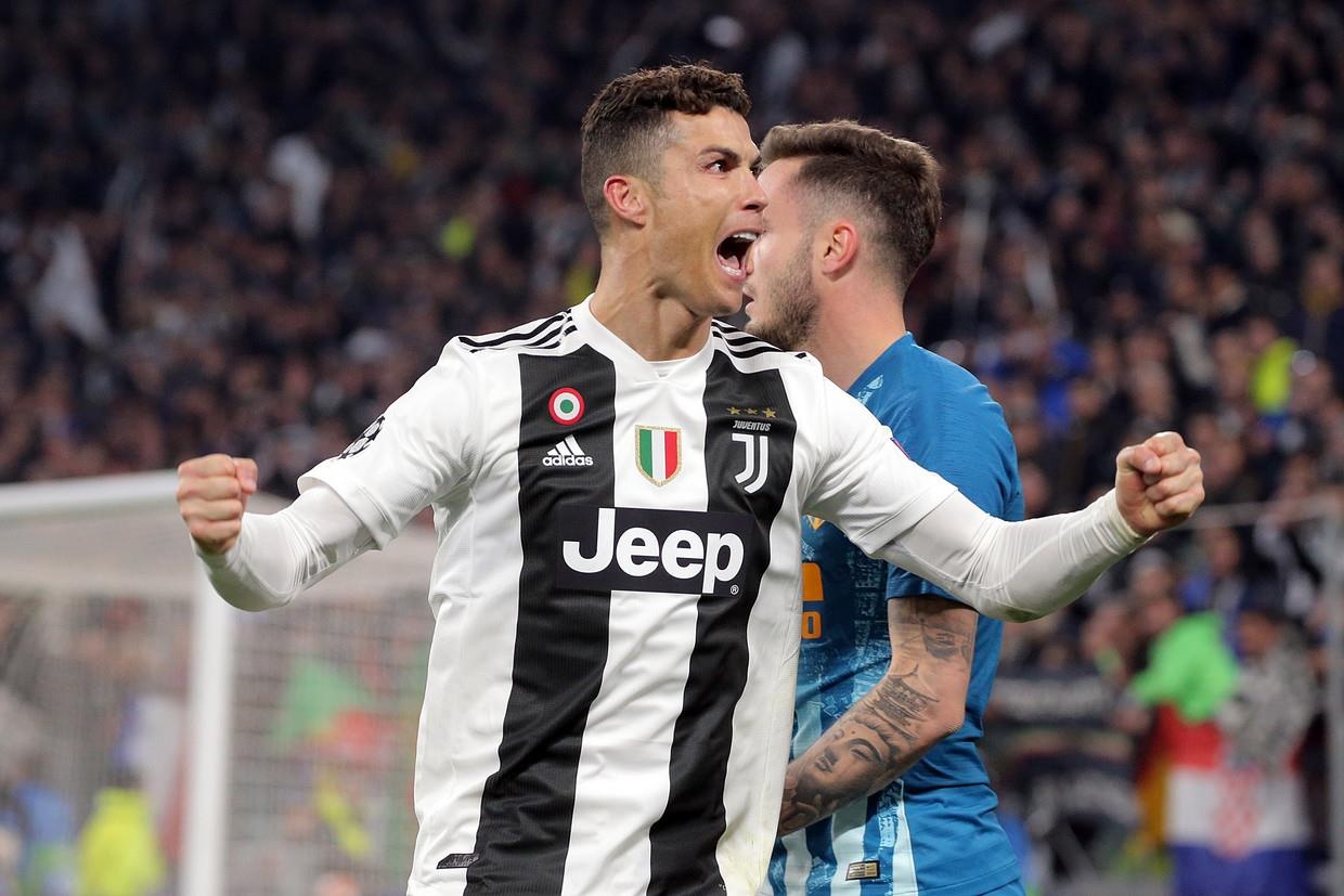 Ajax la con moi ngon cua Ronaldo hinh anh