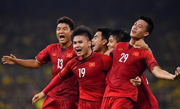 Vi sao tuyen Viet Nam khong duoc Trung Quoc moi du cup Tu hung? hinh anh