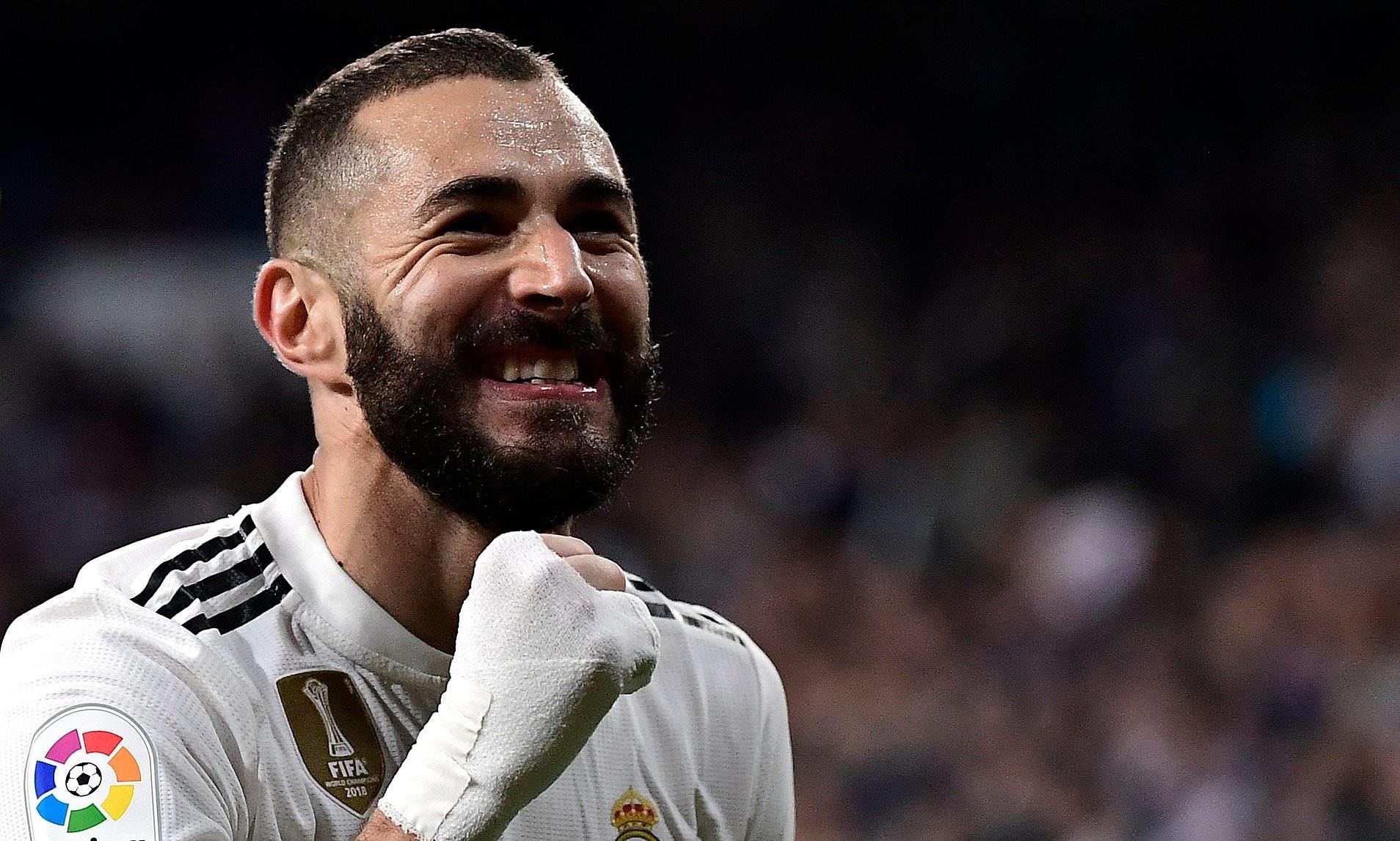 Benzema tren duong thanh quan bai bat kha xam pham o Real hinh anh