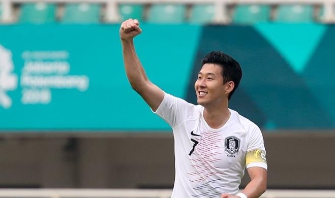 'Tuyen Viet Nam co the dung mot ten tuoi lon cua chau A o King's Cup' hinh anh