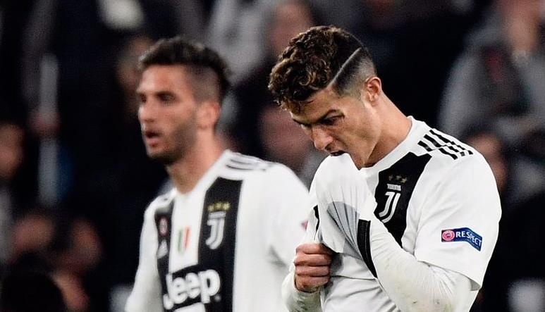 Co phieu Juventus rot gia manh sau that bai truoc Ajax hinh anh