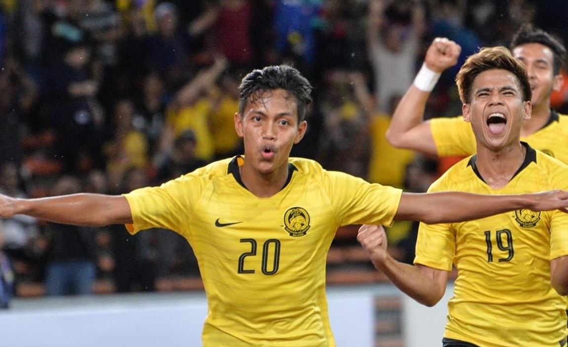 Noi got Viet Nam, tuyen Malaysia se co HLV Han Quoc? hinh anh