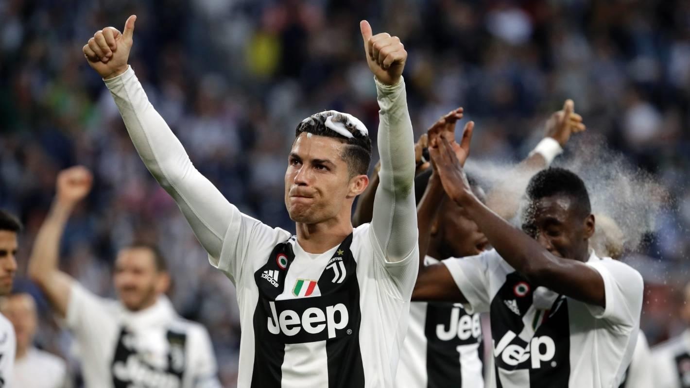 Juventus,  Ronaldo ảnh 1 Juventus,  Ronaldo anh 1