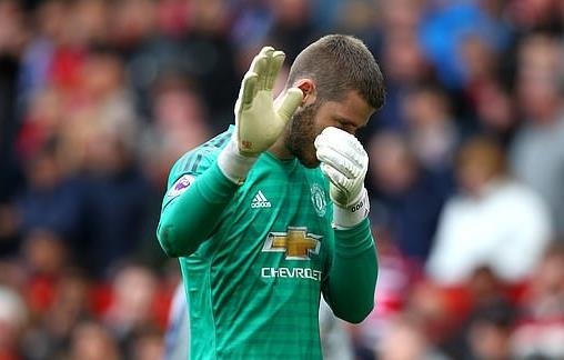 De Gea do te, HLV Solskjaer nhat muc bao ve hoc tro hinh anh