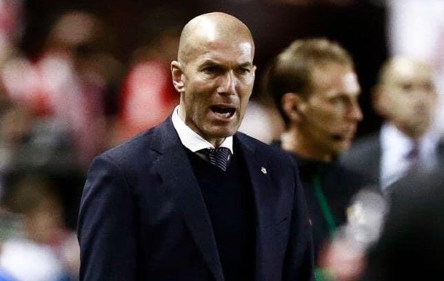 Zidane noi cau, tinh thay nua doi hinh Real vi thua Vallecano hinh anh