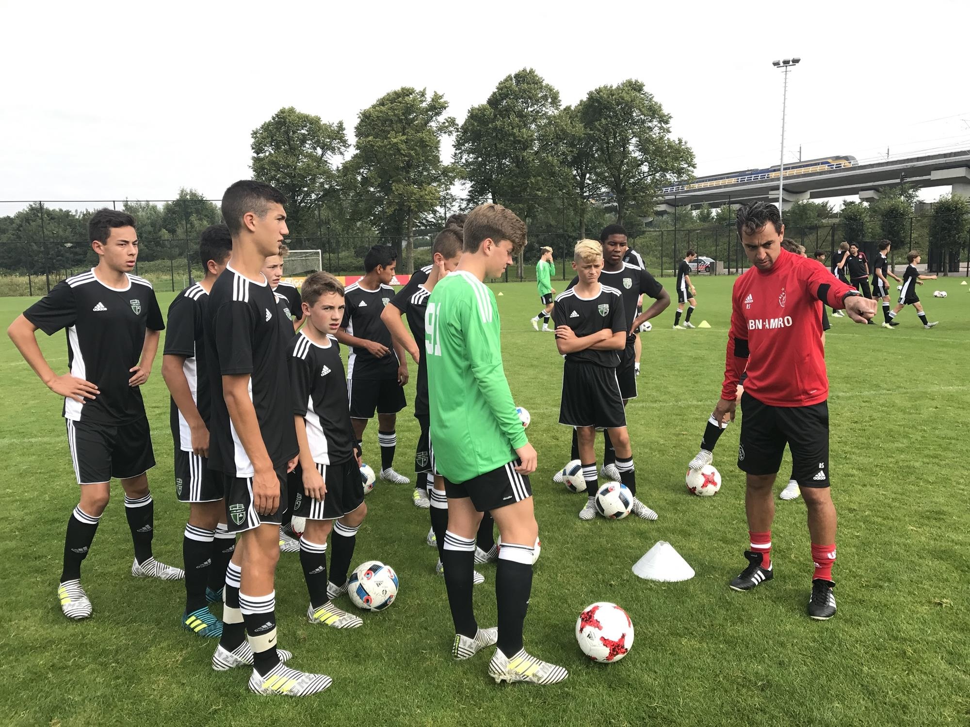 bong da Ha Lan anh 3