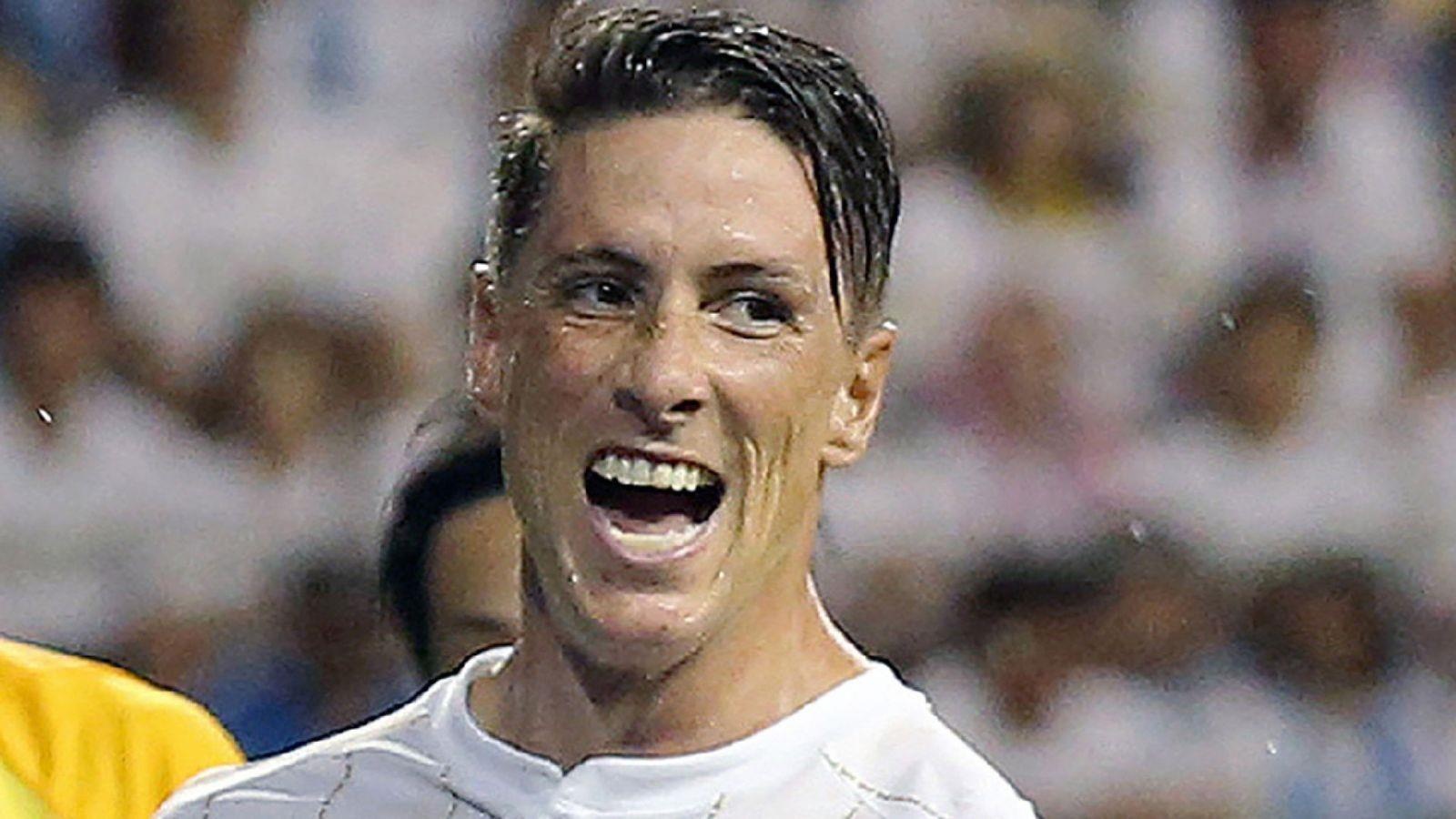 Torres bi to luoi nhac va mac benh ngoi sao o Nhat Ban hinh anh