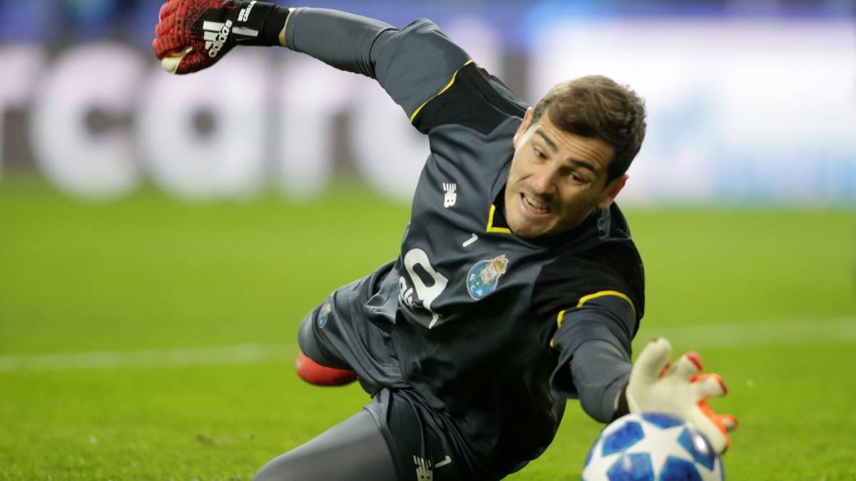 Casillas anh 2