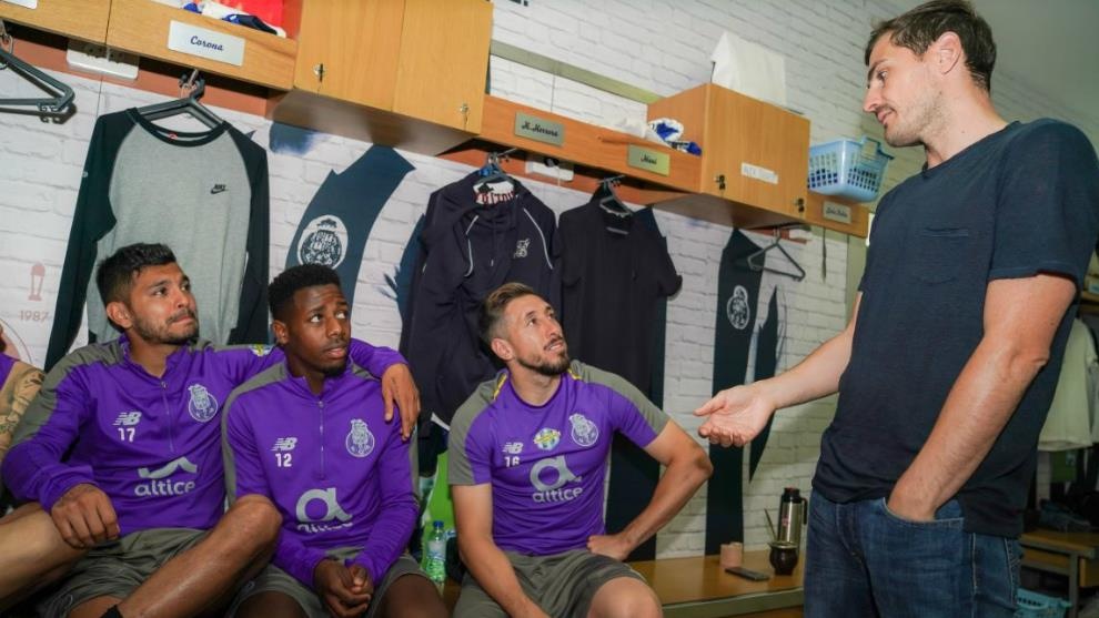 Casillas ảnh 1 Casillas anh 1