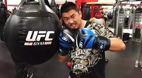 Tu Hieu Dong bi chi trich vi lam lo bo mat that cua vo Trung Hoa? hinh anh