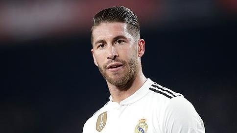 Sergio Ramos tim duong roi Real Madrid hinh anh