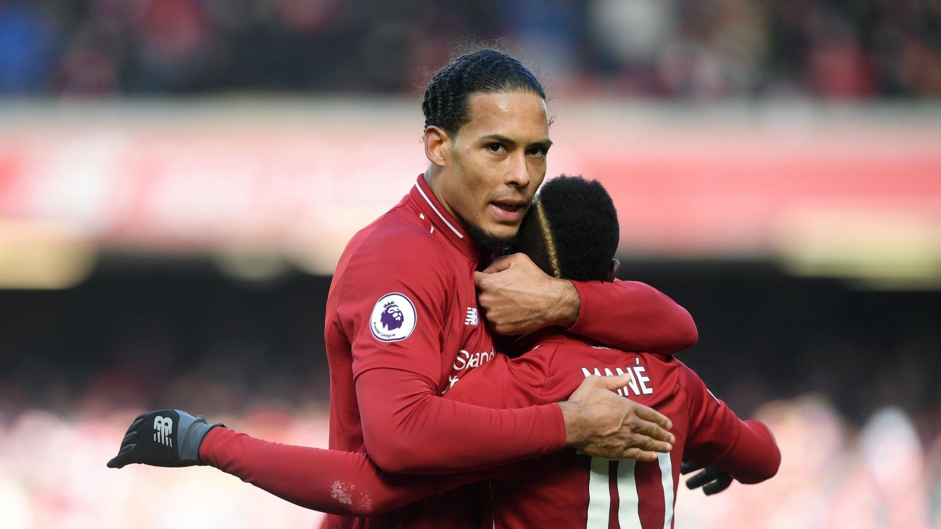 HLV Darby: 'Van Dijk se la Sergio Ramos cua Liverpool' hinh anh