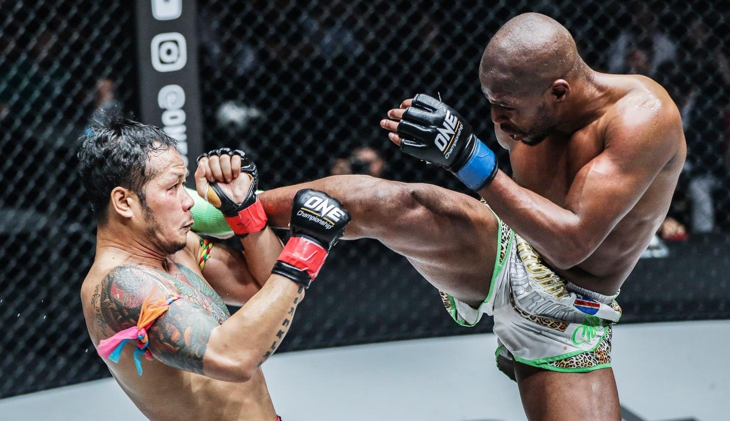 Ngoi sao Muay Thai Lan tuyen chien cac vo si Viet Nam hinh anh