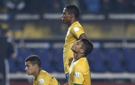 Tuyen Brazil va noi am anh tren cham 11 m hinh anh