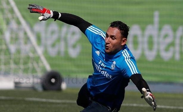 Cong than Real Madrid bi HLV Zidane doi xu nhu ke xa la hinh anh