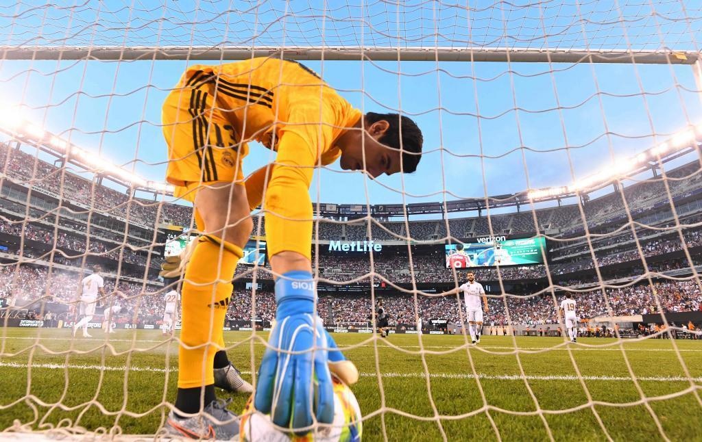 Courtois ảnh 1 Courtois anh 1